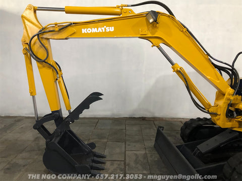 010.06 Komatsu PC15-2 Mini Excavator S/N 2865